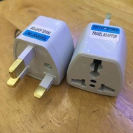 Universal Travel Adapter UK Adapter 3-Pin Universal Adapter Plug Head