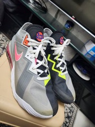 Nike LeBron 18 Low Space Jam