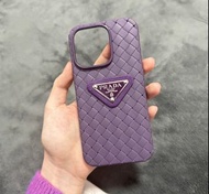 Prada Dark Purple Woven Leather Pattern Silicone iPhone Cases for(iPhone 14 Series, iPhone 13 Series, iPhone 12 Series, iPhone 11 Series)Prada暗夜紫色編織皮紋硅胶iPhone手機殼