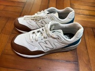 New Balance 580