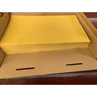 30 floors of northern domestic bee feet, size 18cmx32.5cm natural wax Tagri beeswax foundation