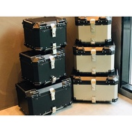 MOTORCYCLE ALUMINIUM TOP BOX 28L / 36L