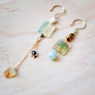 ||彩金||古銅不對稱耳環。彩虹螢石/黃水晶原礦/黃鐵礦/摩根石