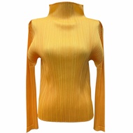 狀況極佳 ★ 三宅一生PLEATS PLEASE PLEASE PP61-JK122 高領長袖剪裁縫製上衣，黃色，3 碼，日本製造，正品，女款。