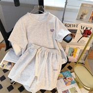 運動 套裝 女 韓版 2025 新款 休閒 短袖 上衣女韓版 ins 潮 快速出货运动套装女夏季2025新款宽松薄款bf港风休闲短袖短裤两件套ins潮 Fast Shipping Sports Sui