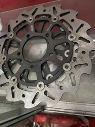 จานดิสเบรคหน้า super four cb400 จาน arashi ราคาพิเศษ หาอยู้รีบเลย