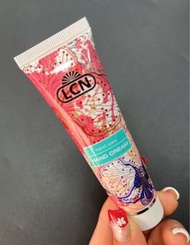 🌸 LCN  倍潤修護手霜30ml  抗乾/去紋/皇牌補水  長效保濕T修復/鎖水/抗紋/細嫩/活膚  美手/滋潤/皇牌手霜/不油腻/提彈/防乾乾紋鬆弛