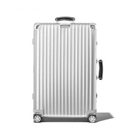 Counter Top version -Rimowa Classic Check-In M (formerly Classic Flight) 26-inch silver