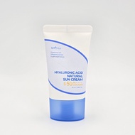 [Isntree] กรดไฮยาลูโรนิกเป็นน้ำ/โปร่งสบาย/ครีมกันแดดรายวัน