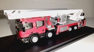 絕版1比76 傲翔 SOAR ART Scania 消防梯台車 F722 香港消防處 HKFSD 塑膠模型車 只有一架 賣完就冇