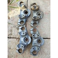 YAMAHA VIKSEN NEW 2ND UPPER TRIANGLE ORIGINAL MOTORCYCLE REMOTE