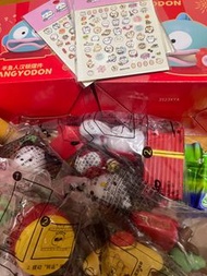 (預訂，到貨圖，一套再有優惠) KFC聯乘Sanrio 新年新春節日公仔 魚人水怪醜魚漢頓木魚印仔 可羅米燈kuromi 布甸狗 PC狗 玉桂狗 Hello Kitty