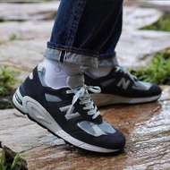SEPATU NB TEDDY SANTIS 990v2 NVY