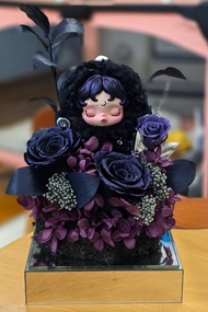 popmart 官方正貨skullpanda 不眠劇場 you found me星夜之眸💫🖤花藝禮盒 保鮮花 永生花 生日 紀念日 情人節 聖誕節 禮物 男朋友 女朋友  閨蜜 送禮 追求 特別節日