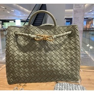 Pre order Bottega Veneta medium andiamo