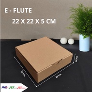 (10 Pcs) Eflute Cardboard Box Cake Box Hampers 22 cm x 22 cm x 5 cm