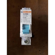 MCB SZMR 32A