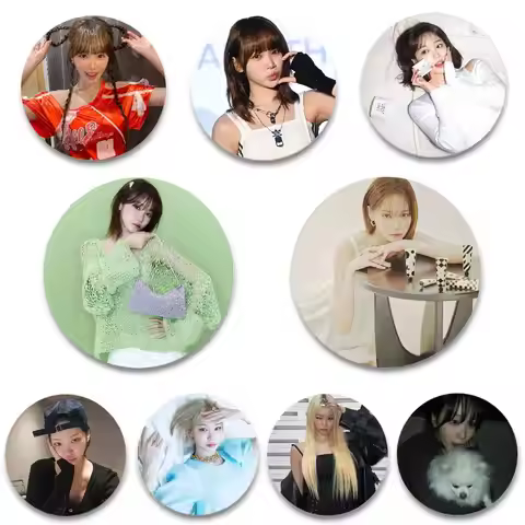 K-Kim Chaewon Badges Anime Round Laser Badge Cartoon Brooch Clothes Backpack Accessories Lapel