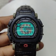 Vintage g-shock dw003 for part@restore