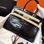 Hermes愛馬仕 Birkin 30 黑金 倒V鱷魚皮 T刻，基本全新