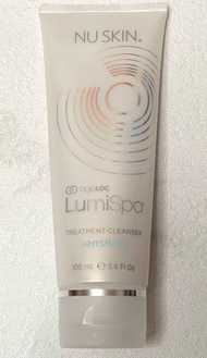 NU SKIN - (到期日=1/27)敏感洗面gel (敏感性) 100毫升，LumiSpa Treatment Cleanser (Sensitive)，增加皮膚保護和深層清潔 (平行進口)
