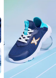 รองเท้า Xtep ชายรองเท้ากีฬาเด็กรองเท้าแตะตาข่ายระบายอากาศรองเท้าวิ่งขนาดกลางและใหญ่เด็ก675216119149