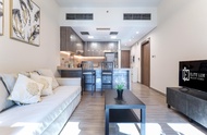 Elite LUX Holiday Homes - Stunning Lake View 1BHK Retreat in JLT, Dubai