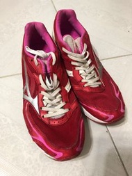 Mizuno 跑鞋size39