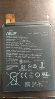 Asus ZenFone 4 Max 電池