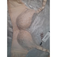 EMBROIDERY BRA 32B CUP