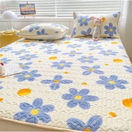 🚓Summer Ice Silk Latex Summer Mat Mattress Single Dormitory Soft Mat Three-Piece Set Baby Summer Washable Fitted Sheet