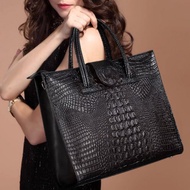 Crocodile pattern women's handbag