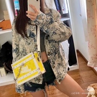 LV 黃白拼色柳釘Clutch box 限量小硬盒肩背包芯片款22*16*7.5 全新閒置配件盒子塵袋吊牌