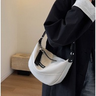 FF01 QNAIT Fashion Bag Dumpling