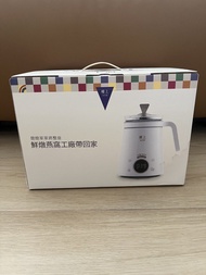 樓上燕窩燉盅