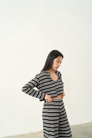 picht Balance Stripe Cardigan เสื้อคาร์ดิแกนแขนยาวลายทาง
