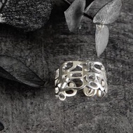 耳掛式耳骨夾 鏤空數字 / 銀色 C118