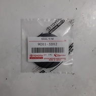 New Front Transmission Seal Dyna Rino Dutro 14B HT125 HT130 HT 130