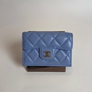 CHANEL 30開 淺藍羊皮CF三折短夾