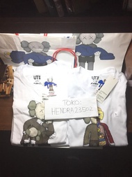 Uniqlo x kaws ORIGINAL INDONESIA STORE CEK DEKRIPSI BARANG