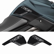 Suitable for Triumph Tiger800 XR X/T XC X/A 15-20 Fuel Tank Anti-Scratch Anti-Slip Side Sticker