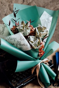 鈔票花束/鈔票玫瑰花束/有錢花花束/錢花花束/生日花束/紙鈔錢花