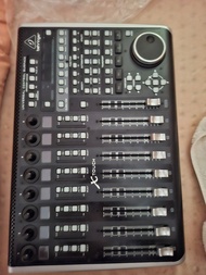 Behringer X-Touch 通用控制介面Mixer，DAW control