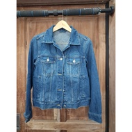 Preloved GU jeans jacket