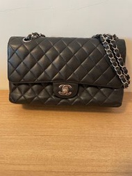 Chanel cf25 Medium 黑銀牛皮荔枝皮25cm黑色銀扣 Black shw caviar classic flap bag
