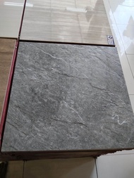 Grosir Granit Lantai Carpot Kasar 60×60 Merapi Grey