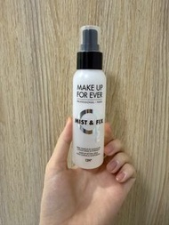 Make Up For Ever 舊版定妝噴霧