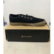Original volcom black gum shoes