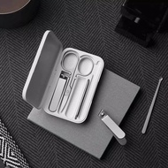 Xiaomi Mijia Nail Clipper Set กรรไกรตัดเล็บ เครื่องมือความงามชุดชุด5ชิ้น ขนาดเล็ก น้ำหนักเบา ตะไบเล็บ พร้อมกล่องเก็บ