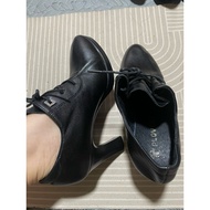 Preloved Plover Black Heels Shoes (37)